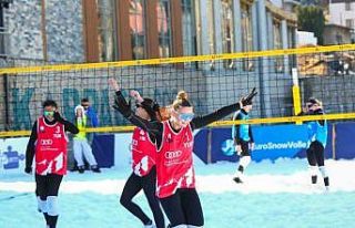 U20 Kadın Kar Voleybolu Milli Takımı, namağlup...