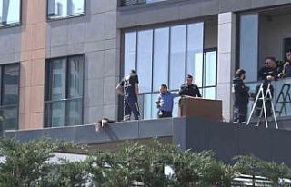 Ümraniye’de 23 yaşındaki genç 28.kattan düşerek...