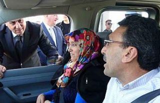 Vali Atilla Toros yolcuları tek tek uyardı: "Emniyet...