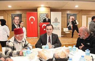 Vali Karakaya, Ahıska Türkleri ile iftarda bir araya...