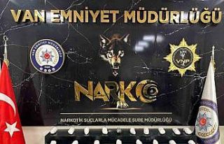 Van’da 8 kilo 700 gram metamfetamin ele geçirildi