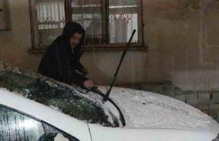 Van’da dolu yağışı etkili oldu