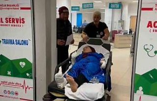 Yemeği iftar saatine yetiştirmeye çalışırken...