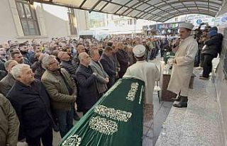 Yeni anne olan doktor ile mühendis eşi son yolculuğuna...