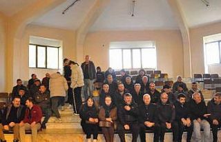 Yetiştiricilere uygulamalı "Koyun Kırkım"...