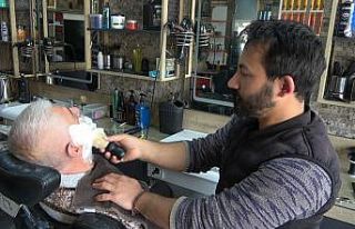 Yozgat’ta berberlerde bayram yoğunluğu yaşandı