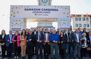 Yunusemre’de Ramazan Çarşısı kuruldu