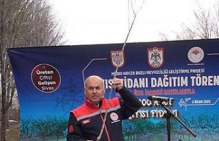 14 bin kayısı fidanı çiftçilerle buluştu