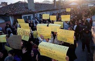 14 yaşındaki Gülden Coni için mahalleli yürüyüş...