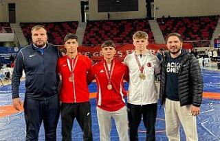 Afyonkarahisar TOHM Güreşçileri Türkiye Şampiyonası’ndan...