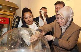 AK Parti Kadın Kollarından 81 ilde 23 Nisan coşkusu