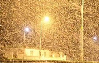 Aksaray’da kar yağışı yeniden başladı