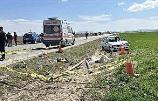 Aksaray’da otomobil tarım işçilerine çarptı:...