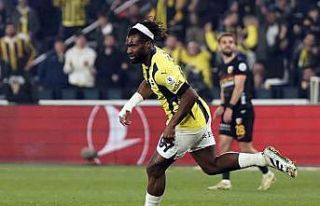 Allan Saint Maximin 4. golüne imza attı