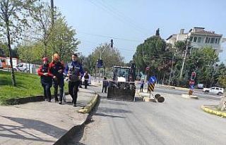 Altyapı çalışmalarında delinen doğal gaz borusu...