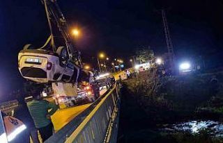 Amasya’da otomobil çay kenarına uçtu: 5 yaralı