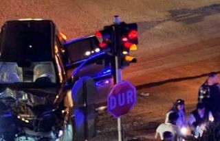 Ambulans ile cipin çarpıştığı ve 9 kişinin...