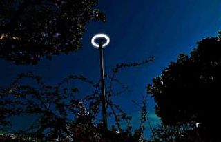 Antalya’daki Atatürk Parkı’nın ışıklandırmaları...