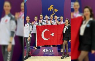 Antalyasporlu milli cimnastikçilerden Sofya’da...