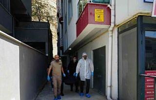 Apartmanı saran kokunun ardından vahşet çıktı