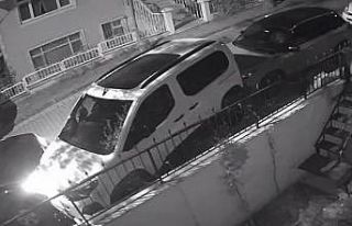 Avcılar’da park halindeki 8 araca çarpan sürücü...