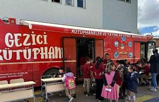 Aydıntepe’de Gezici Kütüphane öğrencilere tanıtıldı