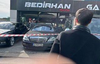 Bağcılar’da oto galeriye el bombalı saldırı