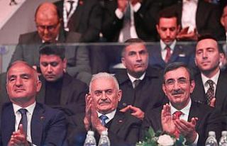 Bakan Ersoy: "Erzurum, geçmişle geleceği,...