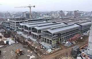 Bakan Kurum: "180 bin işçimizle esnafımızın...