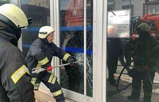 Banka şubesinde yangın paniği