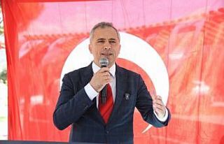 Başkan Çenet: "Şehre siluet katan çalışmalarla...