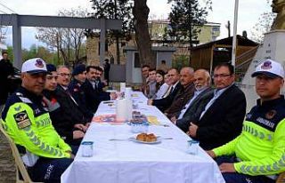 Başkan Doğanca bayramı görevi başında geçiren...