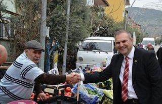 Başkan pazarcı esnaflarıyla bir araya geldi