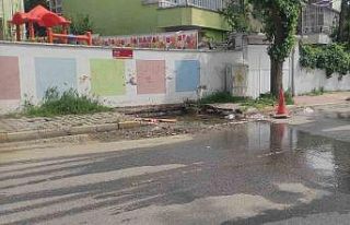 Batman’da su patlağı mahalleyi gölete çevirdi