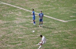 Bayburt Özel İdarespor profesyonel ligden bölgesel...