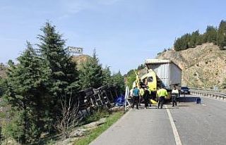 Bilecik’te 2 tırın çarpışmasını sonucu meydana...
