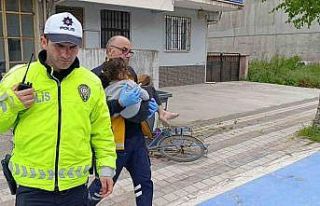 Bursa’da 1. kattan düşen çocuğu moloz dolu çuvallar...