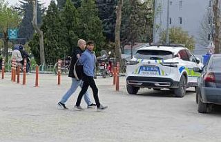 Bursa’da uyuşturucu taciri kıskıvrak yakalandı