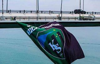 Büyükşehir, taraftarı kırmadı, Osmangazi Köprüsü’ne...