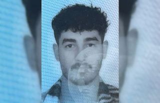 Çanakkale’de motosiklet bariyere çarptı, sürücü...