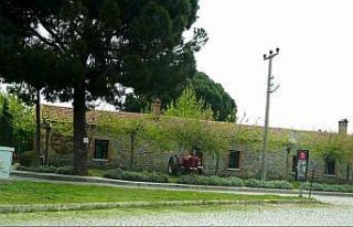 CHP’li Edremit Belediyesi tarihi yapıyı 250 TL’ye...