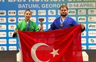 Denizlili kuraşçılar Avrupa’yı fethetti