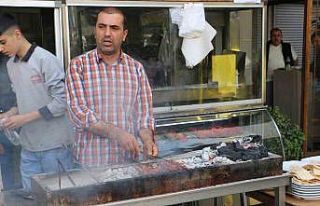 Diyarbakır esnafı 9 günlük bayram tatilinin keyfini...