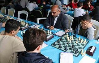 Diyarbakır’da 7’den 70’e satranç turnuvası