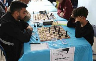 Diyarbakır’da satranç turnuvasında toplam 160...