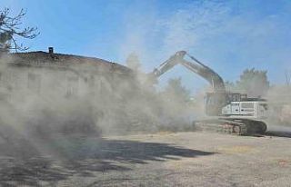 Doğanpınar İlkokulu tarihe karışıyor