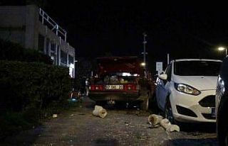 ’Dur’ ihtarına uymayıp aracını polisin üzerine...