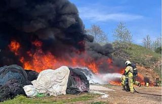 Erdek’te balıkçıların ağları alev aldı