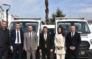 Erenler sokaklarında 2 yeni çöp taksi