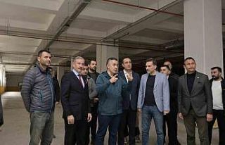 Esenyurt Namık Kemal Mahallesi’nin otopark ve pazar...